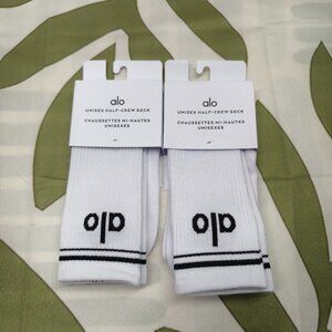 ALO Yoga Women’s Grip Socks 2-Pack | Non-Slip & Sweat-Wicking | Yoga/Pilates